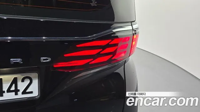 Toyota Alphard — Фото автомобиля 18