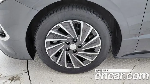Hyundai Sonata — Фото автомобиля 5