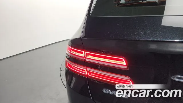 Genesis GV80 2.5T Бензин AWD — Фото автомобиля 20