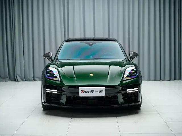 Porsche Panamera — Фото автомобиля 4
