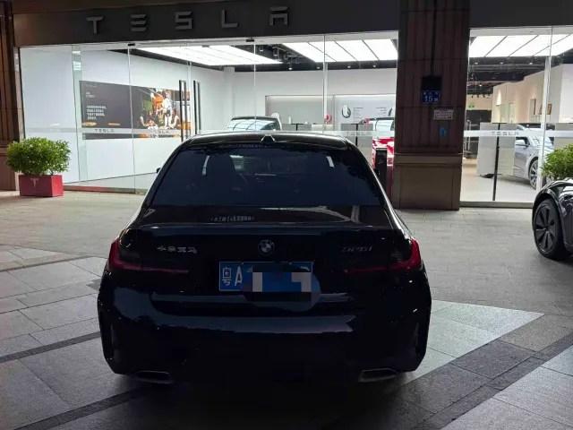 BMW 3 Series — Фото автомобиля 6