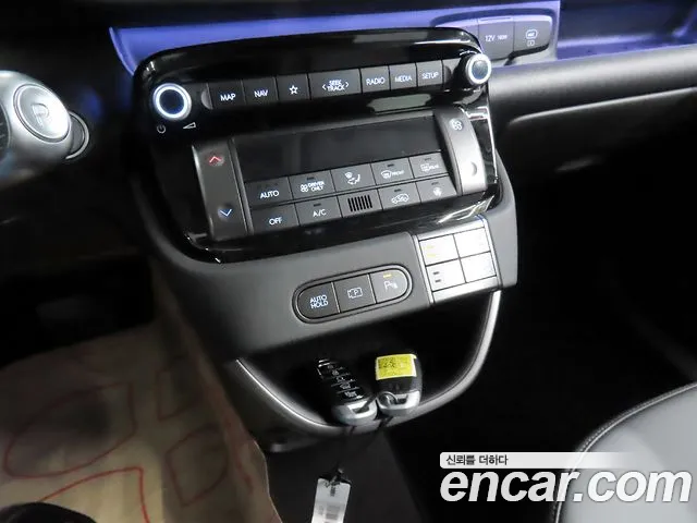 Hyundai Casper Electric — Фото автомобиля 12