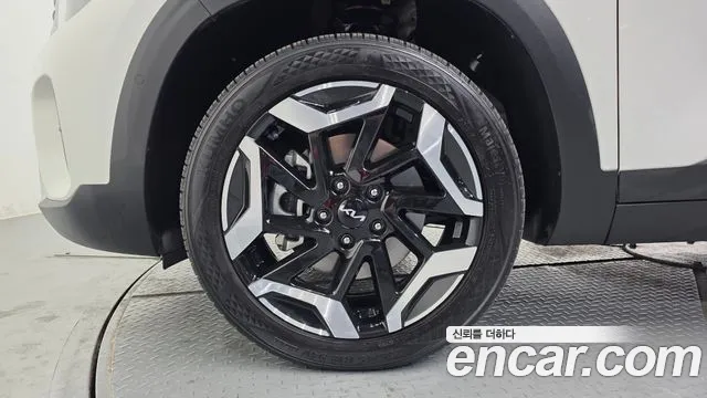 Kia Seltos New — Фото автомобиля 5