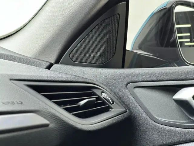 BMW 2 Series — Фото автомобиля 8