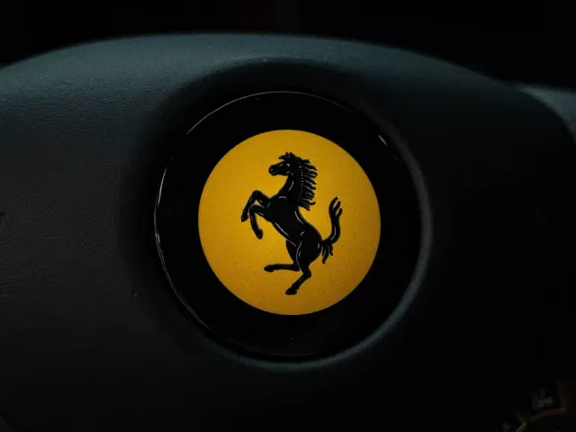 Ferrari 812 — Фото автомобиля 19