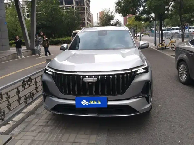 Geely Boyue L — Фото автомобиля 2
