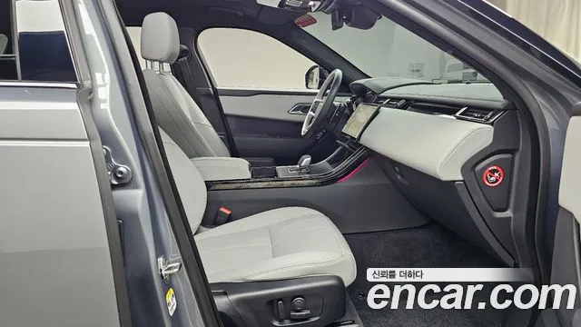 Land Rover Range Rover Velar Range Rover Velar 2.0 P250 Dynamic SE — Фото автомобиля 11