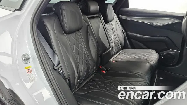 BYD Sealion 7 — Фото автомобиля 10