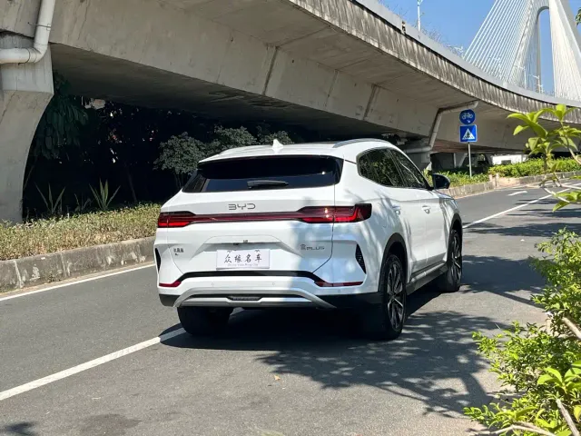 BYD Song PLUS — Фото автомобиля 6