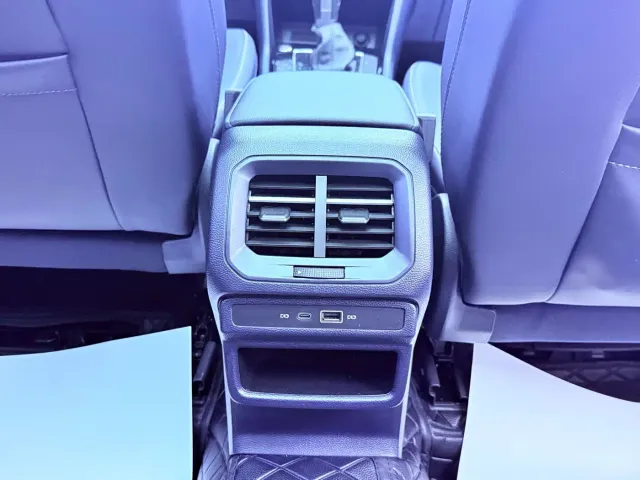 Volkswagen Tharu — Фото автомобиля 16