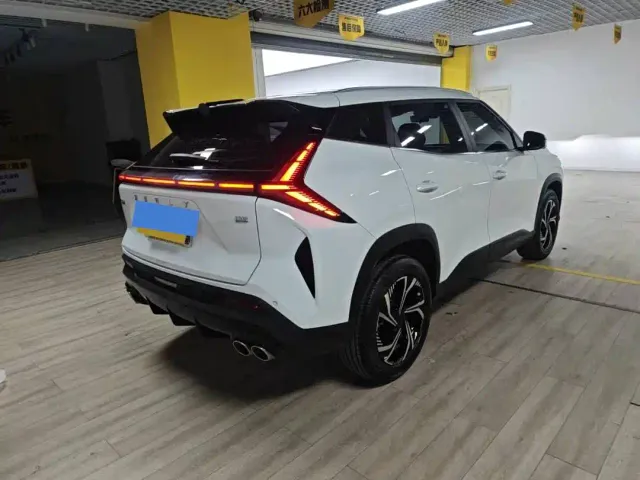 Geely Boyue — Фото автомобиля 11