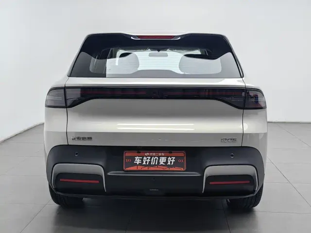 Changan Qiyuan Q05 — Фото автомобиля 4