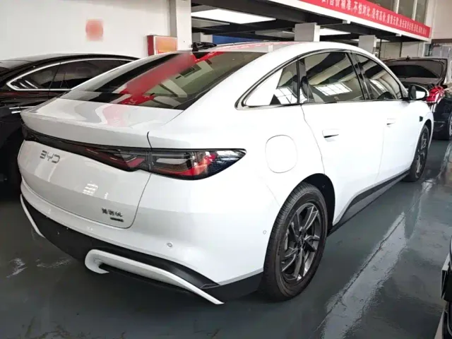 BYD Seal 06 — Фото автомобиля 6