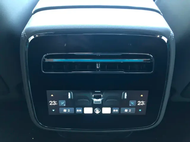 Denza Z9GT — Фото автомобиля 17