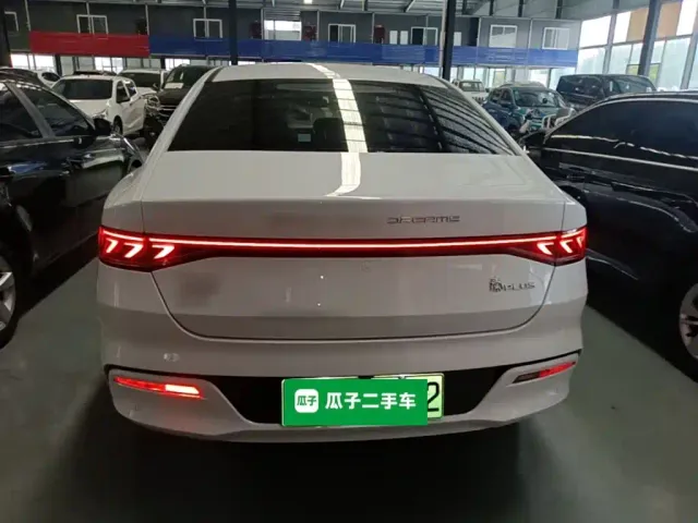 BYD Qin PLUS — Фото автомобиля 5