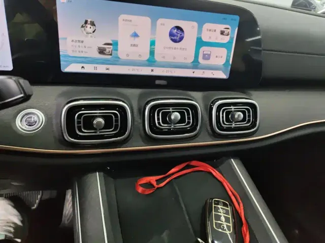 Chery Tiggo 9 — Фото автомобиля 8