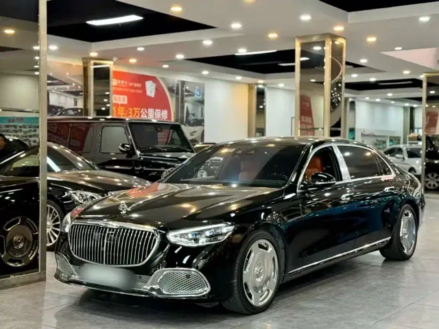Фотография автомобиля — Mercedes-Benz Maybach S-Class