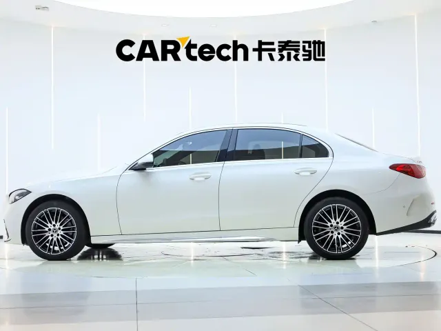 Mercedes-Benz C-Class — Фото автомобиля 4
