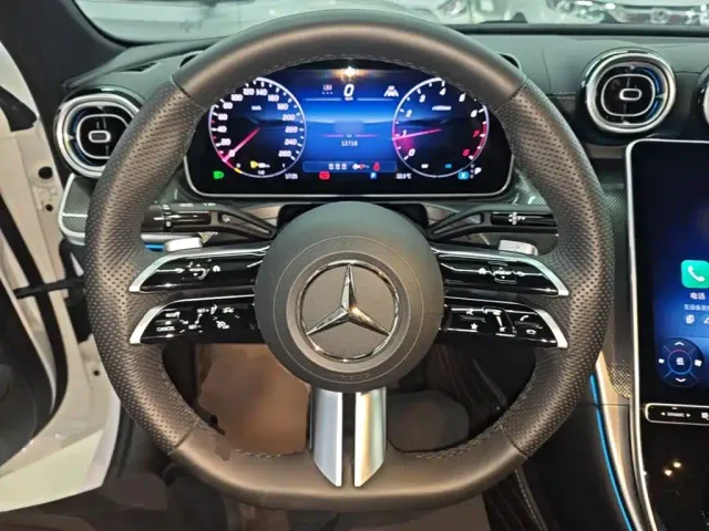 Mercedes-Benz C-Class — Фото автомобиля 10