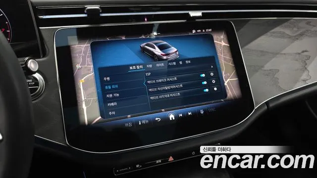 Mercedes-Benz E-Class — Фото автомобиля 24