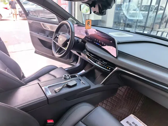 Cadillac CT6 — Фото автомобиля 9