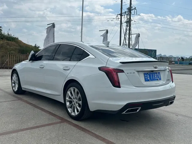 Cadillac CT5 — Фото автомобиля 16