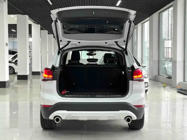 BMW X1 — Фото автомобиля 18