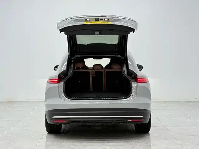Nio EC6 — Фото автомобиля 11