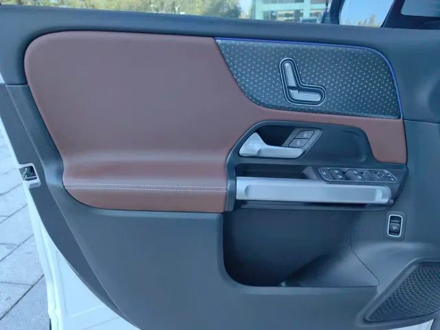 Mercedes-Benz GLB-Class — Фото автомобиля 14