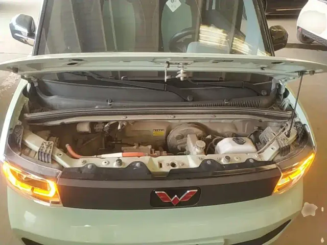 Wuling Hongguang Mini EV — Фото автомобиля 19