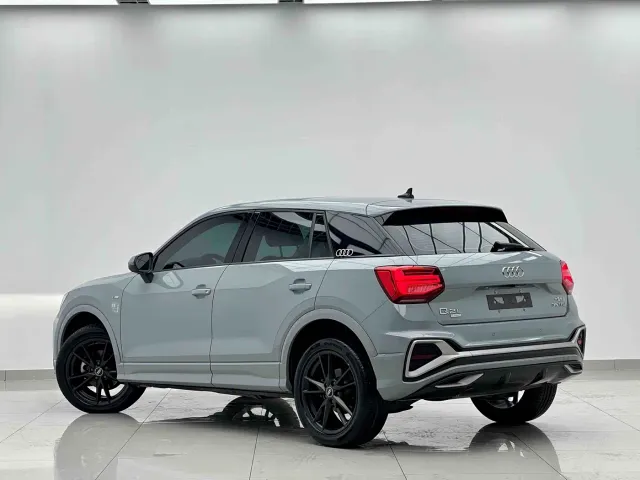 Audi Q2L — Фото автомобиля 2