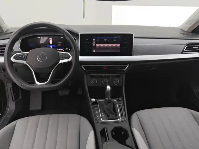 Volkswagen Lavida — Фото автомобиля 12
