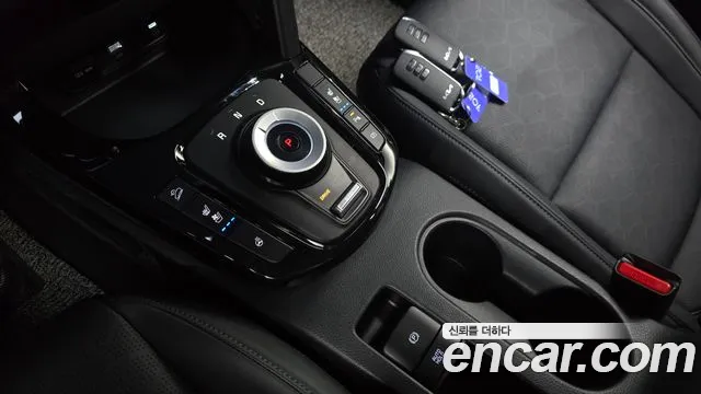 Kia Seltos New — Фото автомобиля 12
