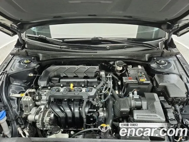 Hyundai Avante — Фото автомобиля 5