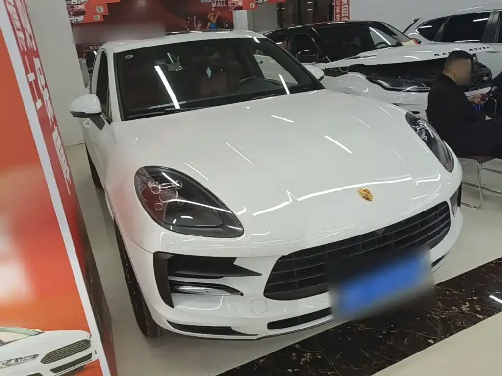 Porsche Macan 2021 Macan 2.0T — Фото автомобиля 3