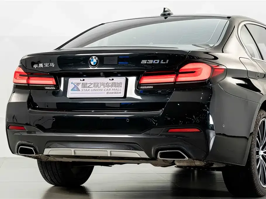 BMW BMW 5 Series 2022 Facelift 530Li Leading M Sport Package — Фото автомобиля 7