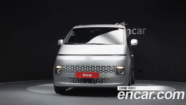 Hyundai Staria — Фото автомобиля 3