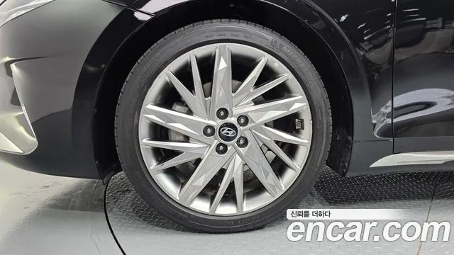 Hyundai Grandeur New — Фото автомобиля 5