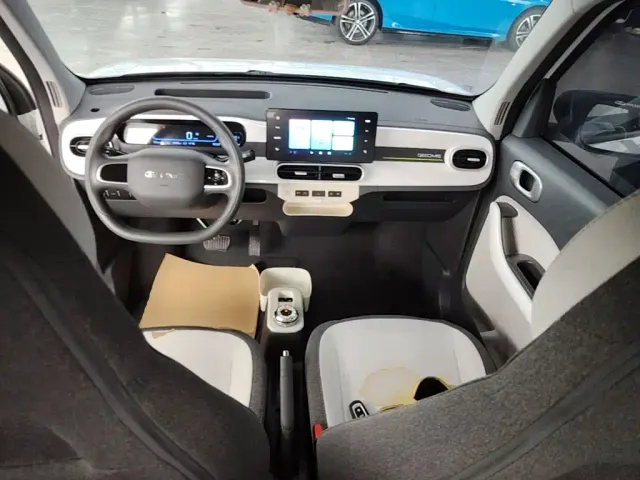 Geely Panda — Фото автомобиля 9