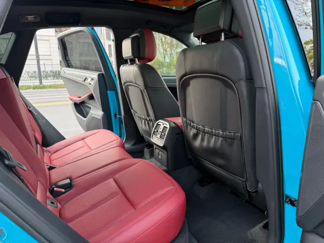 Porsche Macan — Фото автомобиля 10