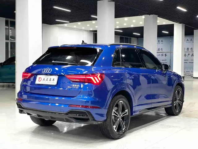 Audi Q3 — Фото автомобиля 6