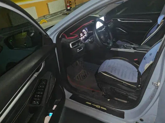 Geely Emgrand — Фото автомобиля 9