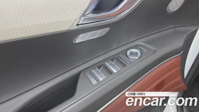 Genesis GV80 — Фото автомобиля 27