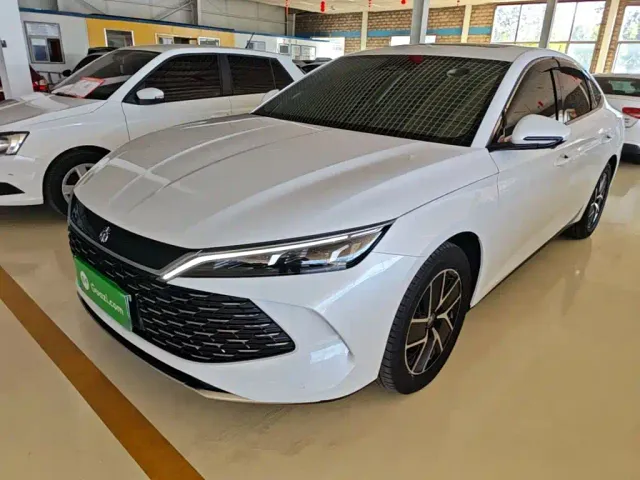 Фотография автомобиля — BYD Qin L