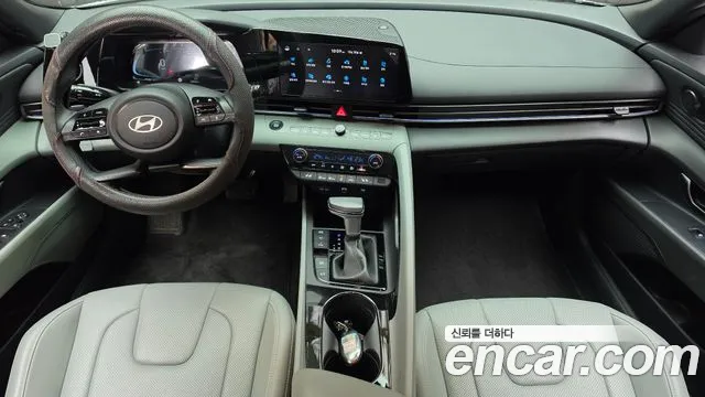 Hyundai Avante CN7 — Фото автомобиля 10