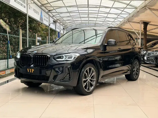 Фотография автомобиля — BMW X3