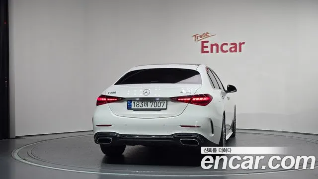 Mercedes-Benz C-Class — Фото автомобиля 3