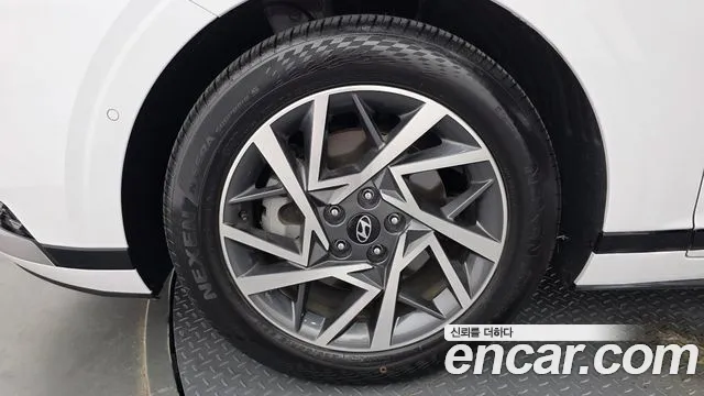 Hyundai Grandeur GN7 — Фото автомобиля 5