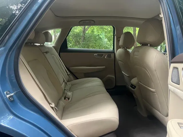 Shangjie SUV — Фото автомобиля 14