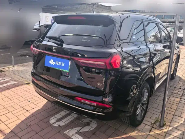 Landian E5 — Фото автомобиля 3